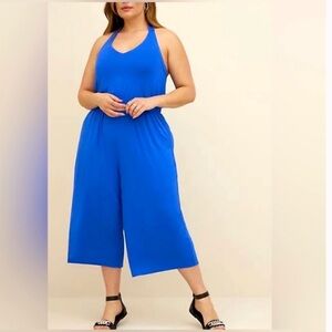 Torrid halter Wideleg cropped Super soft jumpsuit size 3X blue NWT